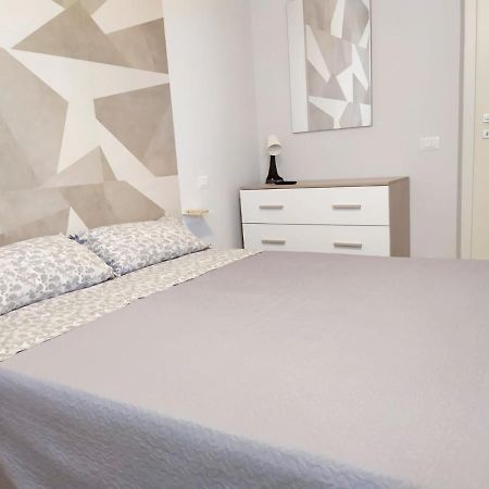 Apartamento La Perla Sul Mare Porto SantʼElpidio Exterior foto