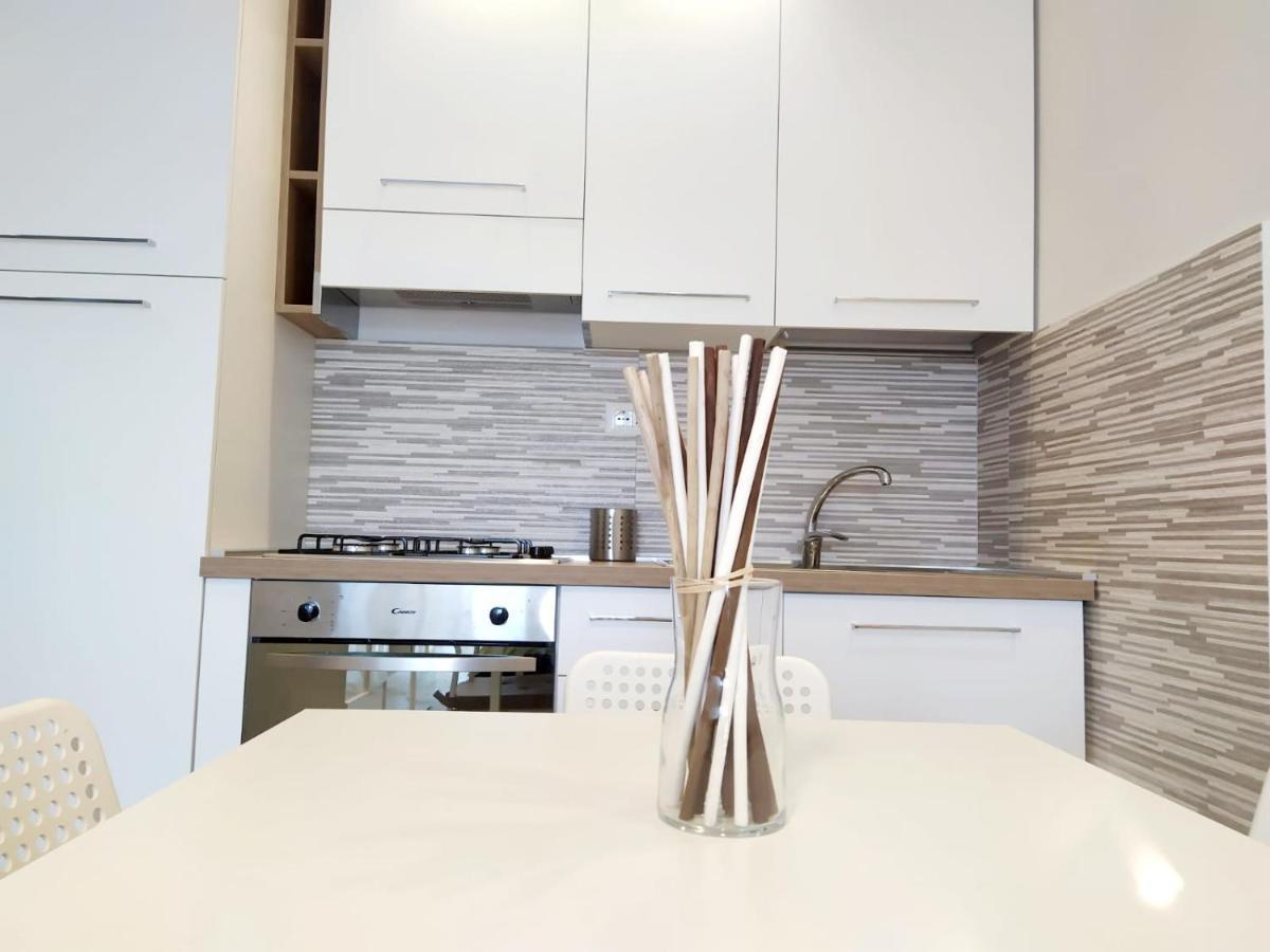 Apartamento La Perla Sul Mare Porto SantʼElpidio Exterior foto